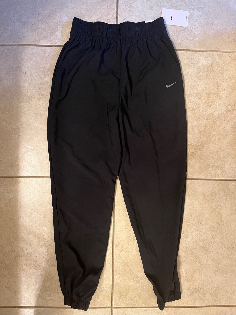 Nike One Black DRI Fit Standard High Rise 7/8 Windbreaker Pants